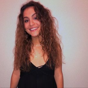 Meet your Posher, Elena